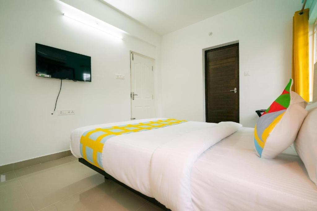 Flamingo Suites Kochi Exterior foto